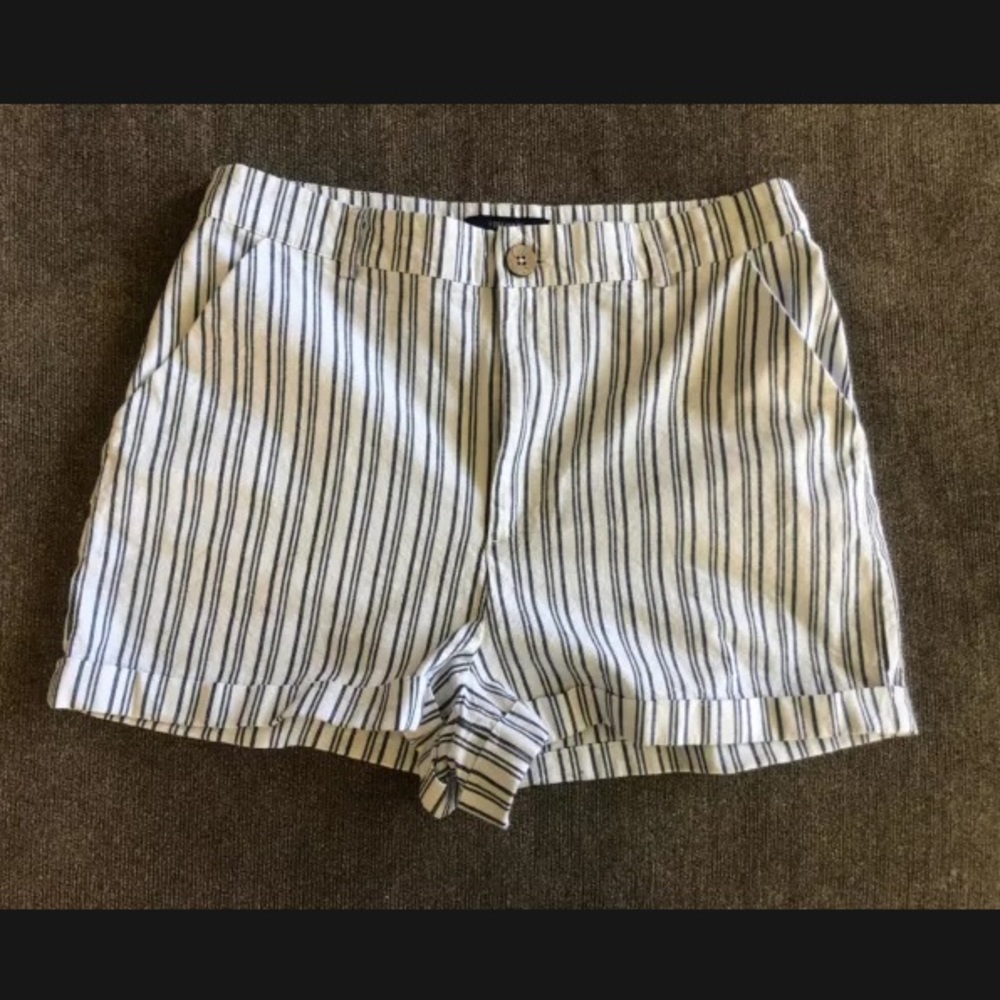 Brand New Large White Navy Stripe Mom Shorts Cuff High Waist
